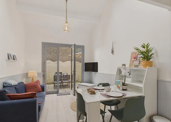 750m De La Plage- Avec Petit Jardin Pour 2 Apartamento *