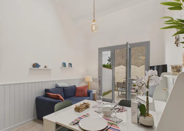 Apartman 750m De La Plage- Avec Petit Jardin Pour 2 *